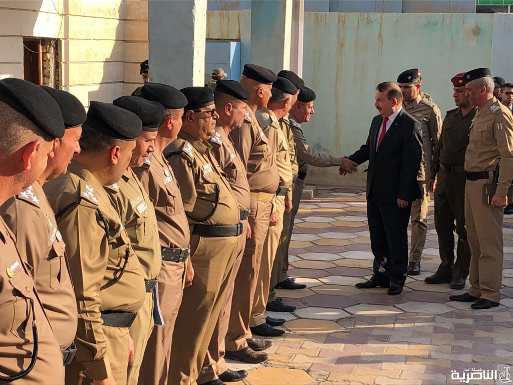 وزير الداخلية يصل قاعدة الامام علي الجوية برفقة عدد من المدراء العامين في الوزارة