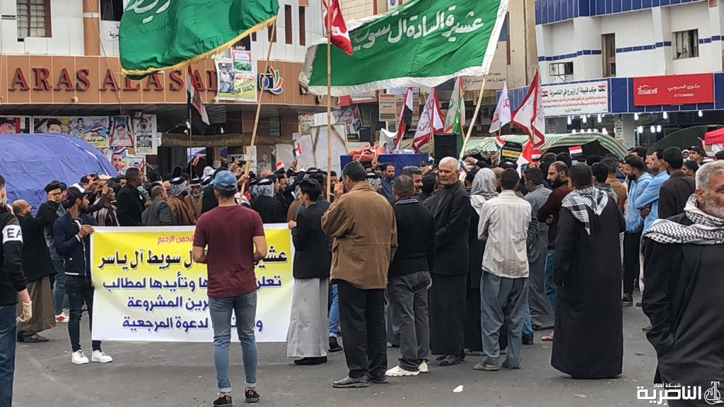بالصور: عشائر الناصرية تواصل تظاهراتها في ساحة الحبوبي