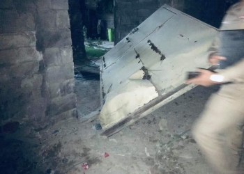 منزل الناشط حسين الغرابي بعد استهدافه بعبوة صوتية