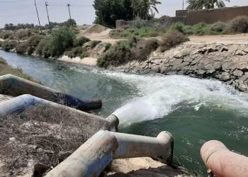 اذاعة الناصرية: الموارد المائية في ذي قار تقاضي وحدات إدارية ومواطنين بسبب تجاوزات المياه 