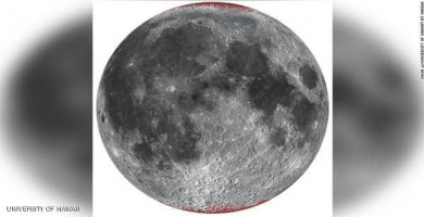 سطح القمر (من الارشيف).