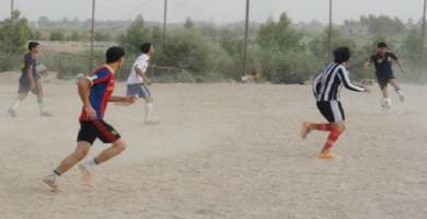 مباراة كرة قدم تنتهي باصابة ثلاثة اشخاص جنوب الناصرية 