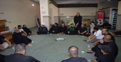 بالصور: حسينية اهالي الناصرية في كربلاء تحتضن اجتماعاً للمواكب الحسينية 