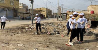 بالصور: حملة تنظيف تطوعية لمناطق خلف السريع 