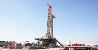 النفط تُنجز حفر بئر نفطي جديد في حقل الناصرية 