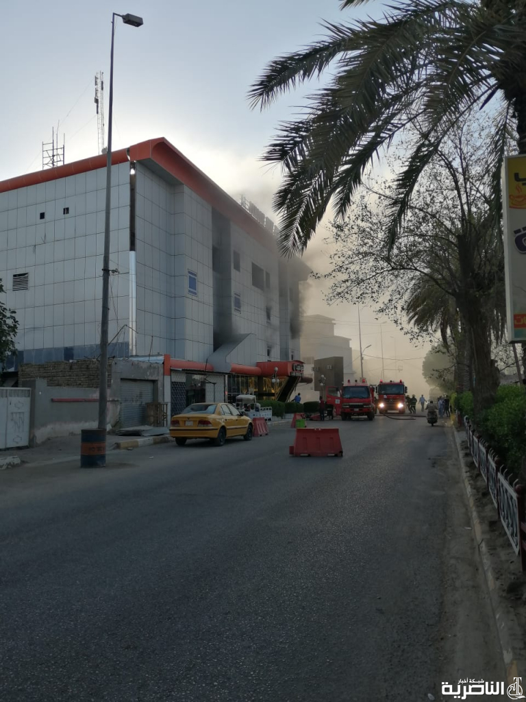 حريق يلتهم طوابق فندق الجنوب وسط الناصرية ويتسبب بوفاة شخصين 