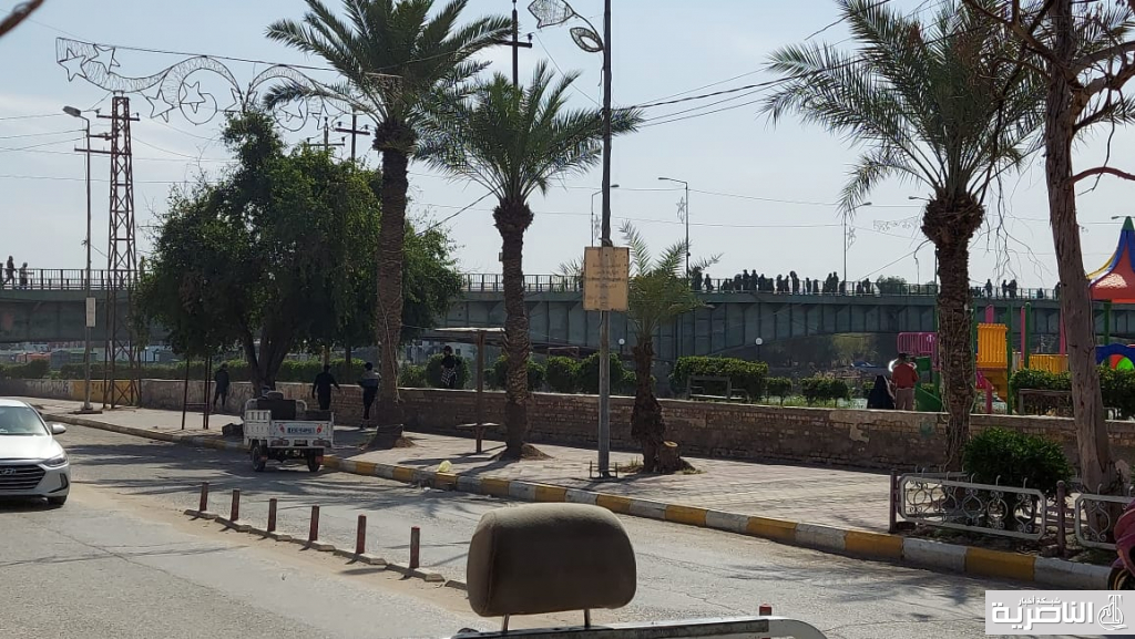 قتال بين الجيش الذي دربه الامريكان وابناء البعث الذي تصدوا للعدو الامريكي عام 2003 بالناصرية ومقتدى الصدر يهيج اتباعه ضد البعثية ويطبع بوسترات تعيش فقراء مدينة صدام قتال بين الجيش الذي دربه الامريكان وابناء البعث الذي تصدوا للعدو الامريكي عام 2003 بالناصرية ومقتدى الصدر يهيج اتباعه ضد البعثية ويطبع بوسترات تعيش فقراء مدينة صدام