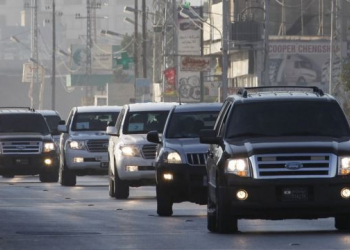 سيارات حكومية مظللة (من الارشيف).