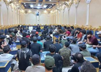 ممثل الصدر في ذي قار يلتقي بناشطي التظاهرات