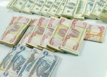 الشرطة تلقي القبض على مروج للعملة المزيفة في ذي قار