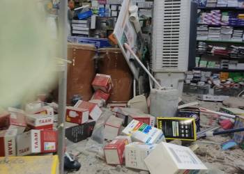 بالصور: انفجار عبوة ناسفة على محال تجارية بقضاء الناصرية
