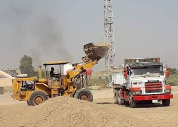 بالصور: المباشرة بأعمال تأهيل ملعب الرفاعي الكبير