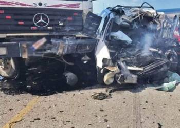 إصابة 4 أشخاص بحادث اصطدام مركبة بصهريج وقود غرب الناصرية