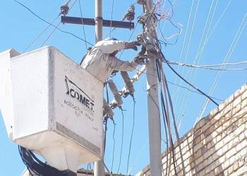 ذي قار: إزالة 600 حالة تجاوز عن شبكة الكهرباء