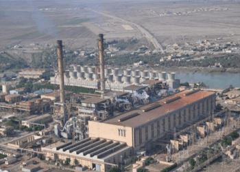 خبراء روس يُنهون صيانة الوحدة التوليدية الثالثة في محطة كهرباء الناصرية