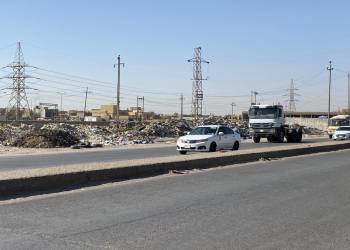 بالصور: المناطق قرب الجامعة الوطنية تشكو تكدس النفايات وغياب البلدية  
