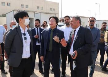 بالصور : وفد كوري يصل الناصرية لاكمال اجراءات انشاء مستشفى قلب الاطفال