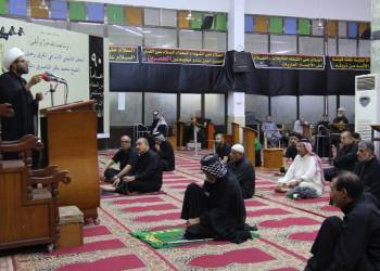 بالصور: اقامة صلاة الجمعة في مسجد الشيخ عباس الكبير وسط مدينة الناصرية