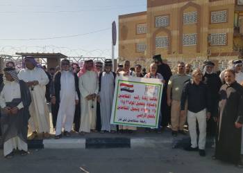 بالصور : متقاعدو ذي قار يطالبون بزيادة رواتبهم وشمولهم بقطع الأراضي