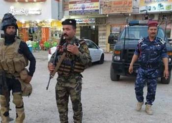 الشرطة توقع بمتهمين تسببوا باصابة تدريسي بطلق ناري في الرفاعي