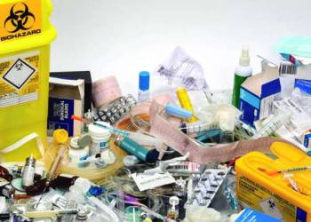 اذاعة الناصرية: الشرطة البيئية تحذر من رمي المخلفات الطبّية الخطرة التي ترميها المؤسسات الأهلية