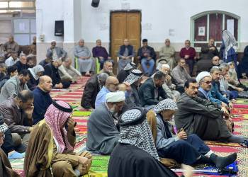 بالصور: صلاة الجمعة في مسجد الشيخ عباس الكبير وسط مدينة الناصرية