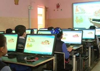 التربية النيابية: عمل مستمر لإطلاق مشروع المدرسة الإلكترونية